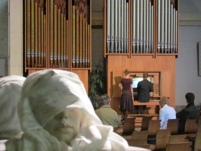 Zomerse orgelklanken - Koen Maris bespeelt het orgel en begeleidt sopraan Irene Carpentier